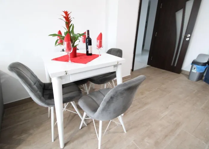 Daire Modern 1br Center Parking Filibe