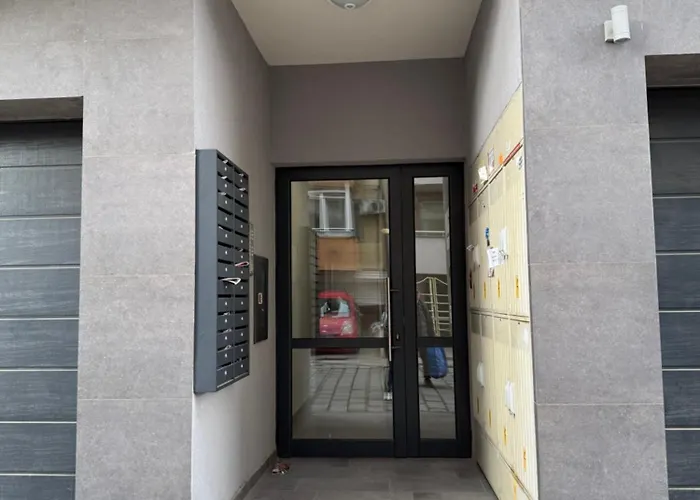 Modern 1br Center Parking Daire *